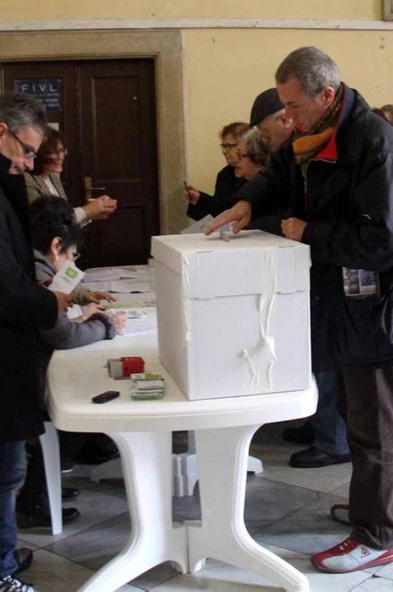 Il centrosinistra al voto per scegliere i candidati 