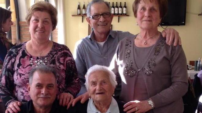 Festa per i 105 anni di Eugenia