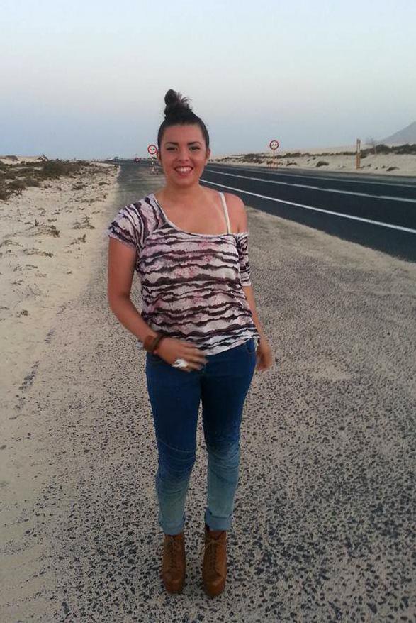Giovane di 21 anni trovata morta in strada 