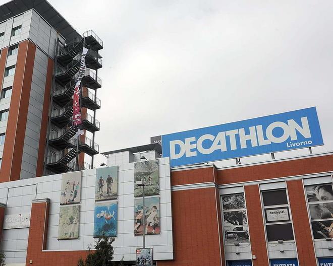 Il maxi-store Decathlon assume neolaureati 