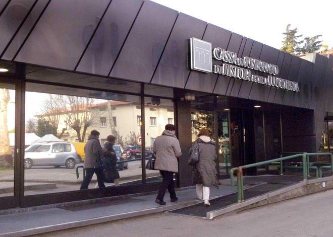 Travolto con uno scooter e rapinato di 50mila euro 