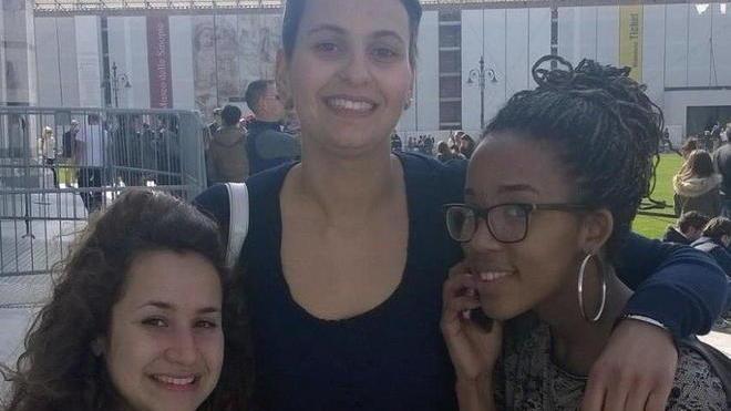 Piazza dei Miracoli invasa dagli studenti per i riti propiziatori