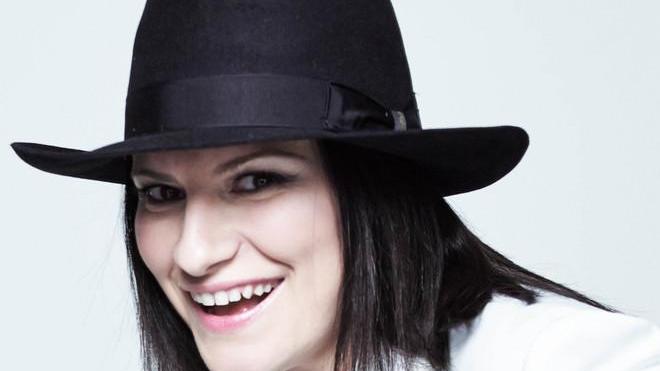 Parte da Torre del Lago il tour mondiale di Laura Pausini