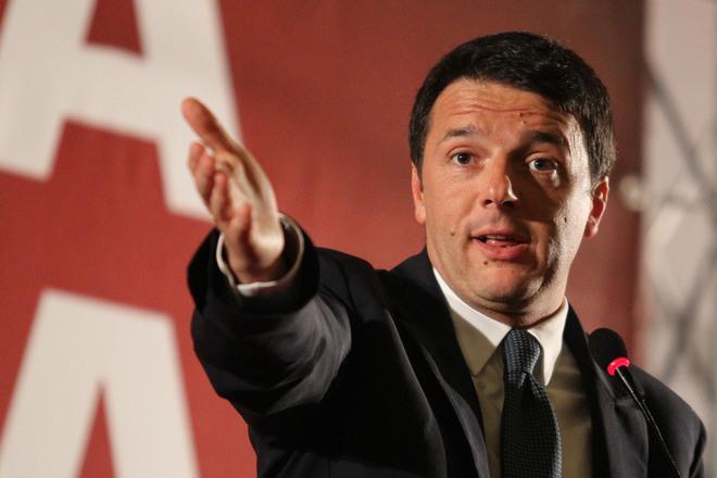 La cura choc di Renzi: «Mille euro a chi ne guadagna 1.500» 