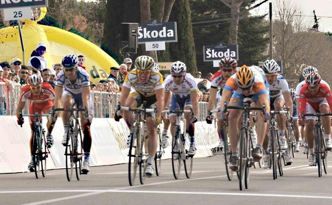 Tyler Farrar a Santa Croce, Petacchi infuriato
