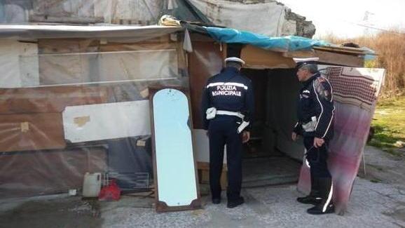 Cento case al posto del campo rom abusivo