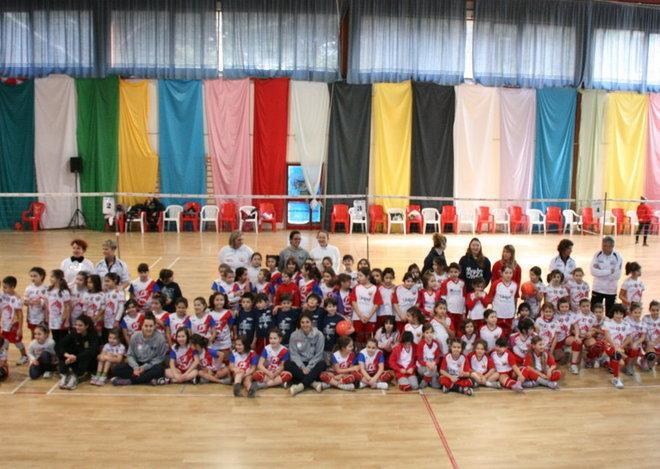 Saiuz ridotta in 5 L’arbitro interrompe e l’Invicta vince 