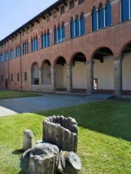Villa Guinigi, “collassa” una teca 