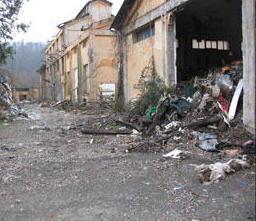 «Zero dispersioni di amianto nella ex Cjmeco di Pallerone»