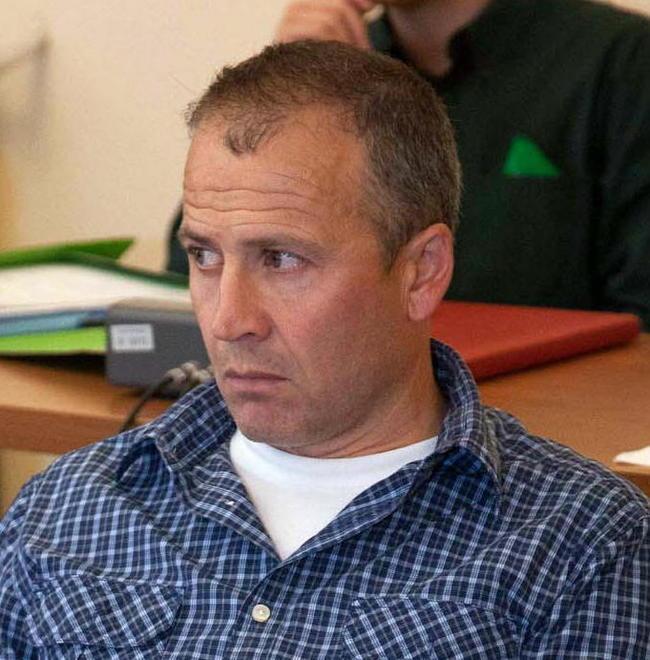 I grillini insistono: «Buffoni si dimetta per cava Fornace»