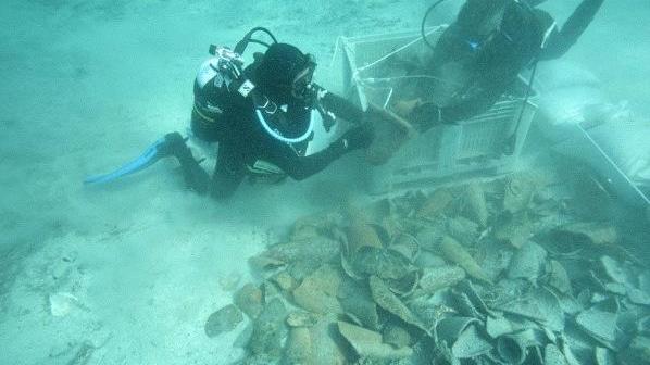 Gli archeologi subacquei in campo contro i tagli 