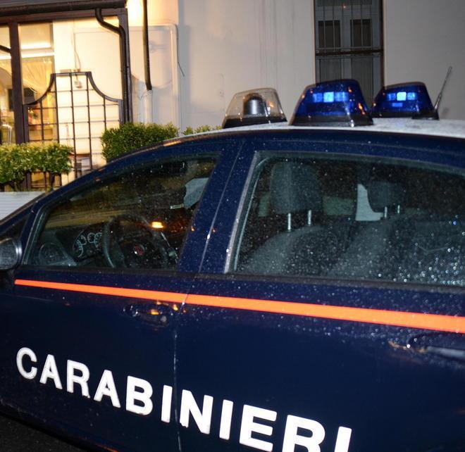 Rubano in farmacia, presi e subito liberi