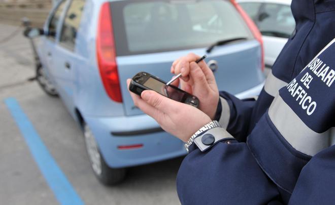 Parcheggi, contrordine: la multa si paga 