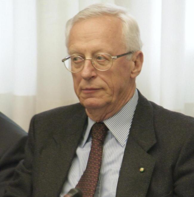 No profit, attesa per il bando 