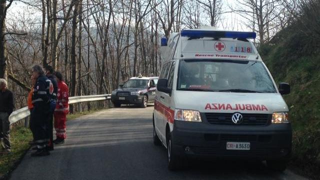 Auto nella scarpata a Vernio: l'anziano conducente è tornato a casa