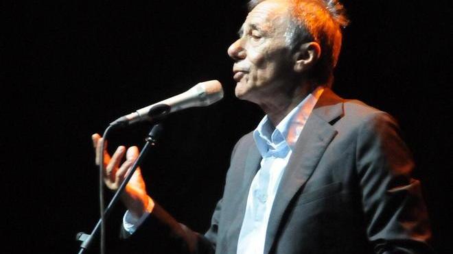 Con Vecchioni ritorna “Due voci e una chitarra”