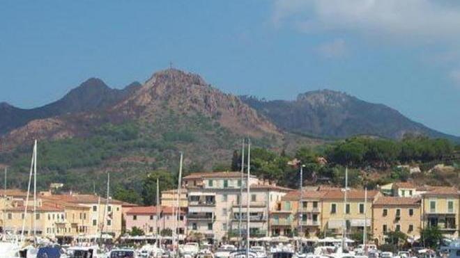 Il Comune ci riprova, gara per il porto