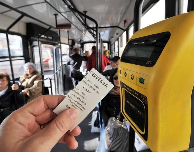 «In tanti sul bus senza biglietto» 