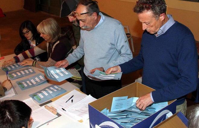 Domani le primarie si vota dalle 8 alle 20 (anche i sedicenni) 