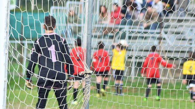 «Ha fatto gol mentre i suoi compagni soccorrevano il nostro giocatore»