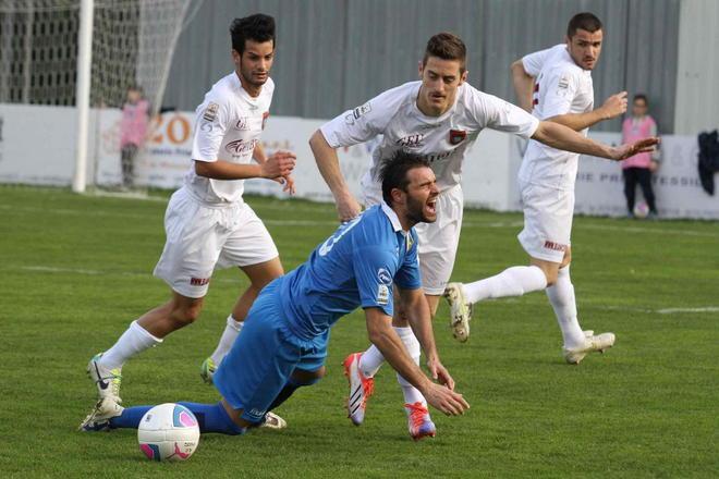 Prato sconfitto 2-0 sul campo della capolista Frosinone
