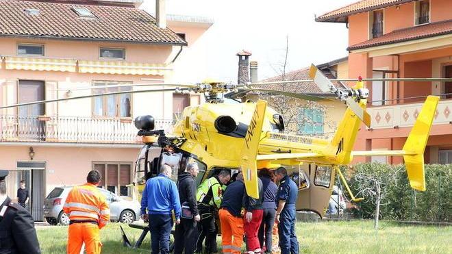 Restano gravi le condizioni del giovane caduto dal balcone