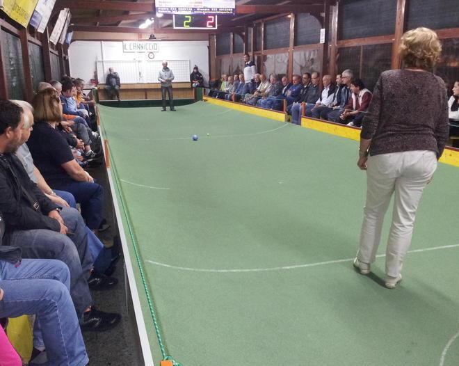 Torna il “Gonfalone d’oro”, il torneo di bocce a striscio fra rappresentative comunali 