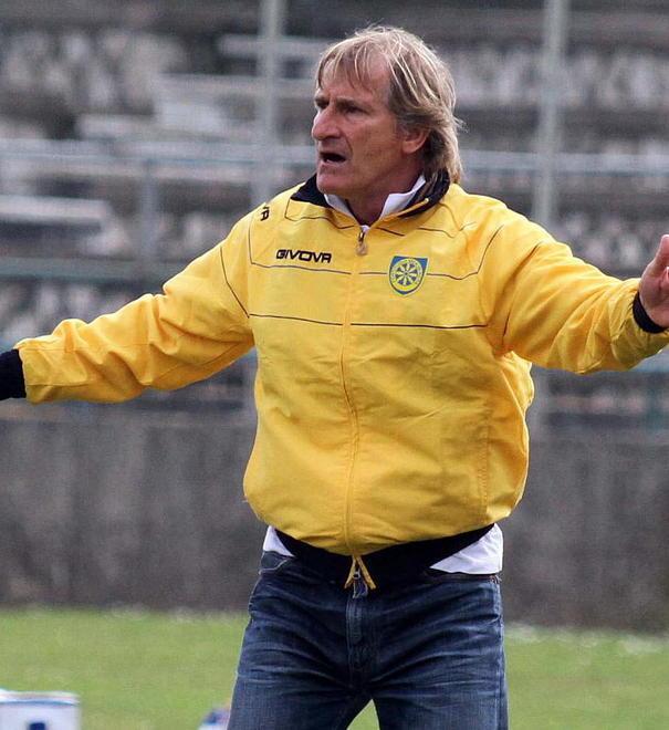 Carrarese, basta il supergol di Mancuso 