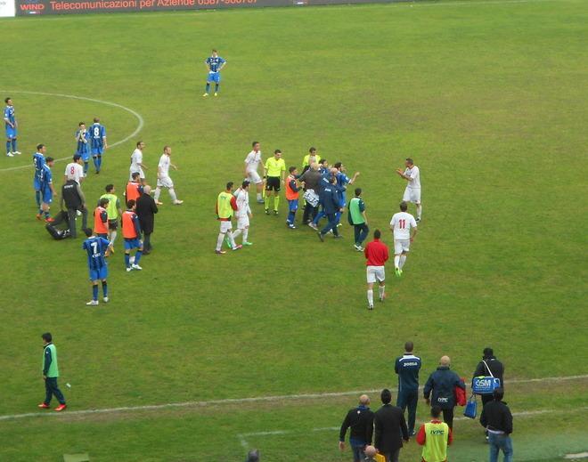 Grosseto-Pisa, il derby è già iniziato 