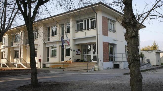 Pietrasanta vuole da Renzi il polo scolastico della Marina