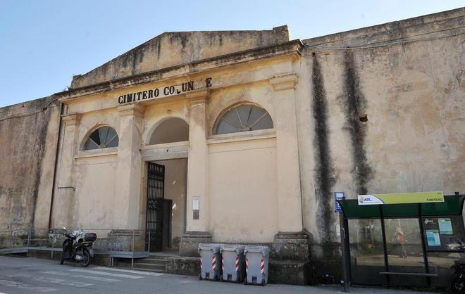 Trecentomila euro per il cimitero comunale 