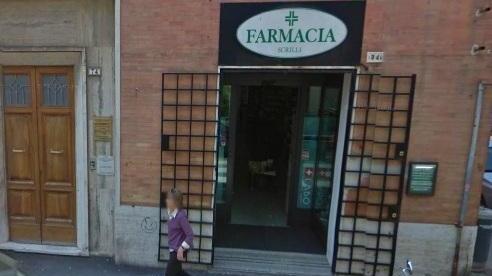 Ai domiciliari per la rapina, 26enne evade