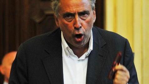 La versione di Cosimi: «Salvaguardato il sociale»
