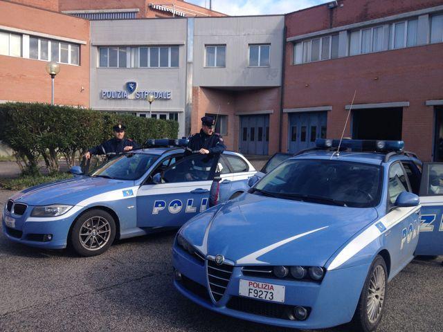 Livorno, accoltella la rivale in amore 
