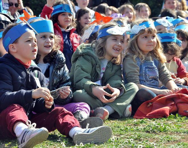 Festa di primavera con i bambini delle scuole 