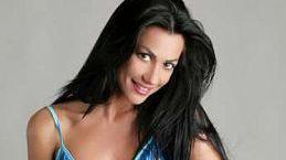 Dal set con Gabriel Garko la sexy star Visconti