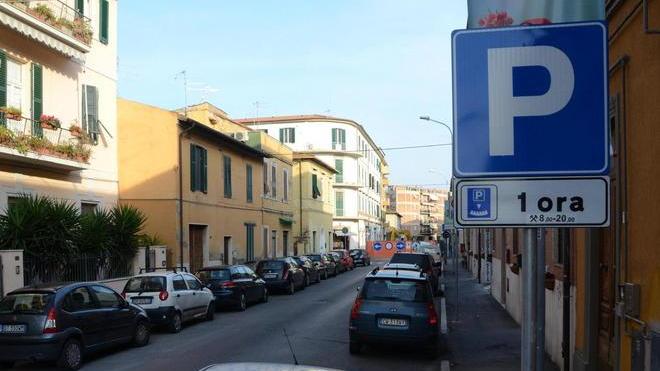«Qui ci abitano degli anziani serve un permesso per l’auto»