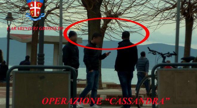 Metodi mafiosi per controllare i macedoni del golfo 