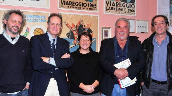 Cartapesta, colpo di spugna della commissione bozzetti