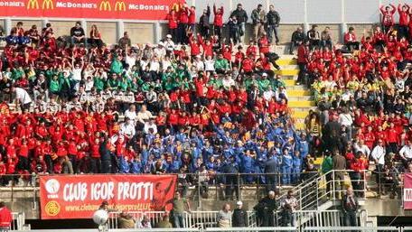 Bambini allo stadio? Il Livorno concede il tris