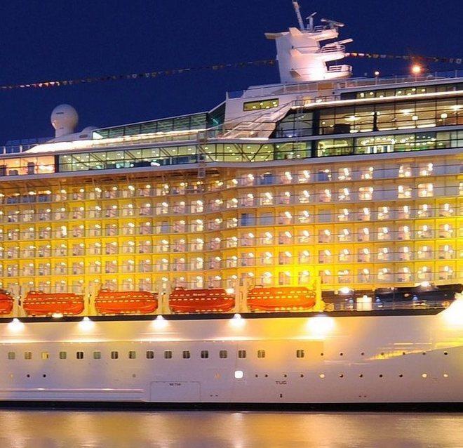 Ecco le love boat fra Bolgheri e il teatro Goldoni