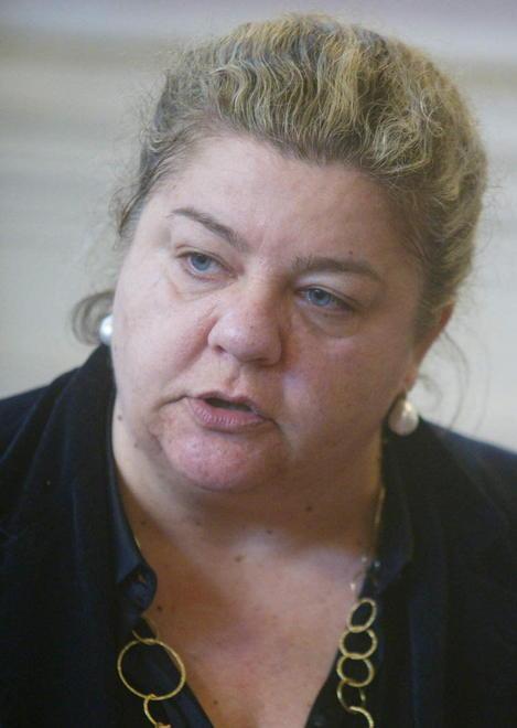«Noi lavoratrici del Bic a casa per il flop Odeon»