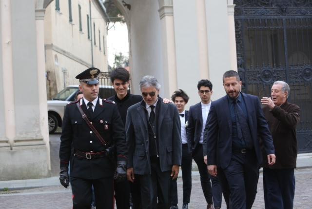Bocelli a Montenero: matrimonio senza vip con Veronica Berti