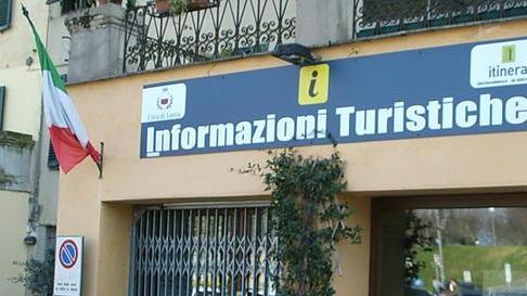 Accoglienza turistica, servizi quasi zero