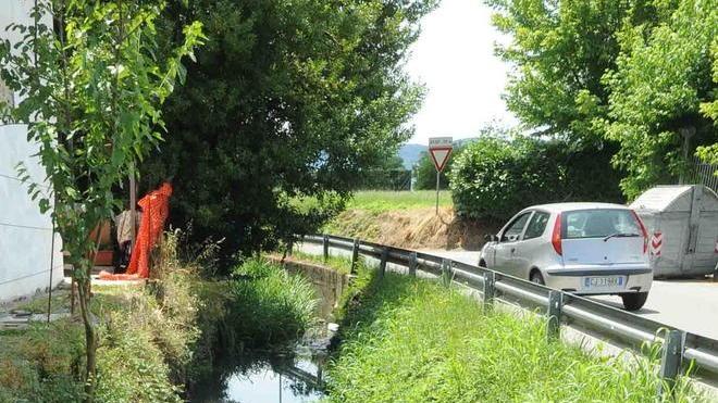 Disoccupati al lavoro per risistemare fossi e canali rovinati