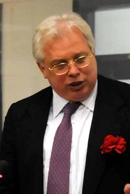 «Un sindaco donna che cancelli 10 anni disastrosi»