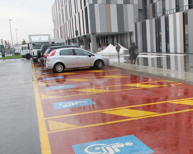 Nuovo ospedale, dubbi sul numero di posti auto per i disabili 