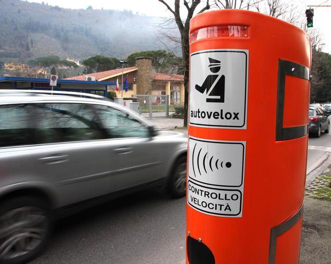 «Gli autovelox arancioni in via Firenze sono regolari» 