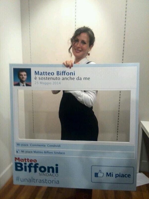 Biffoni inaugura il comitato col pancione della compagna in un tweet 