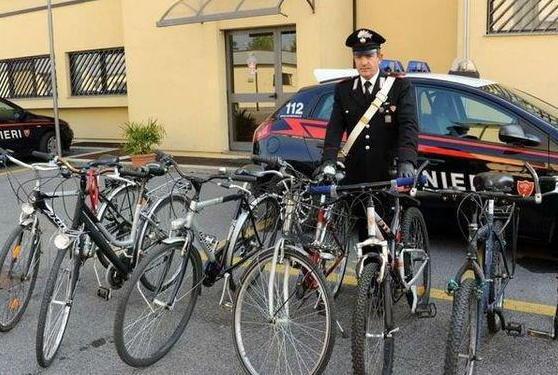 Arrestato per furto di bici e poi liberato